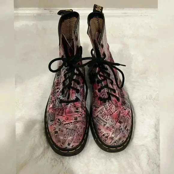 Super Rare Dr Martens Vintage 90's London Scene Allover Print - Picture 9 of 9